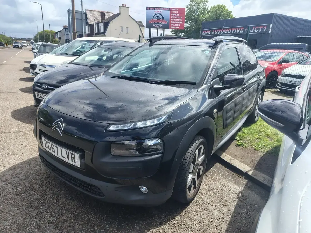 Usado Citroën C4 Cactus Flair 2017 Preto Citadino