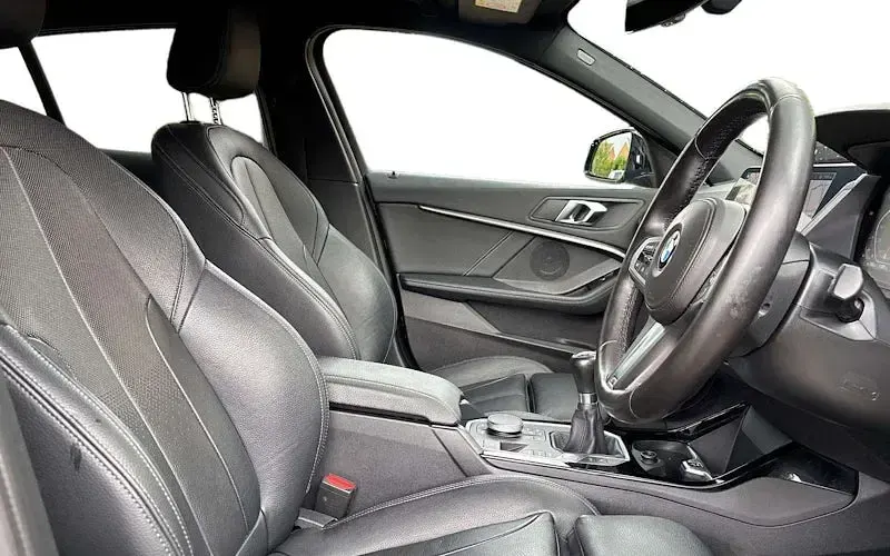 Used BMW 118 M Sport 136 HP (100 kW) 2023 Black Hatchback