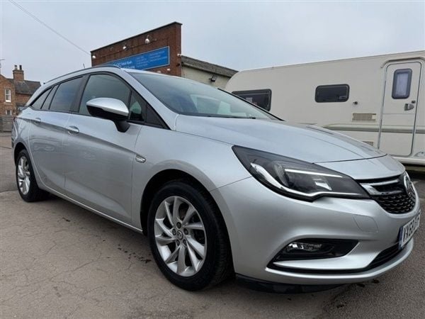 Silver Used 2019 Vauxhall Astra S Estate | £4,651 (Fair price) - Image 1/1