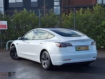 Used Tesla Model 3 RWD 208 kW (283 HP) 2022 White Sedan