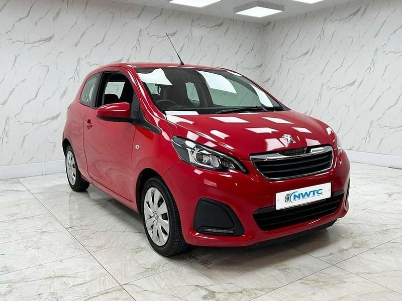 Used Peugeot 108 Active 68 HP (50 kW) 2017 Red Hatchback