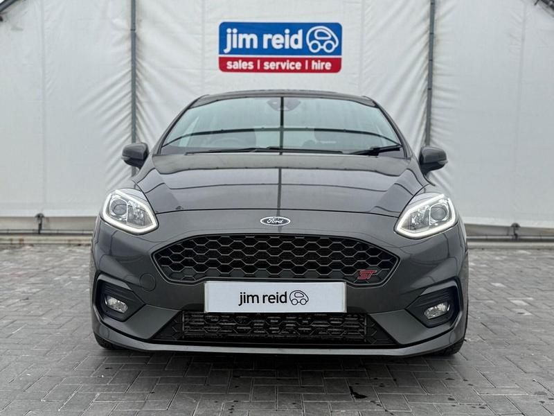 Usado Ford Fiesta ST 200 HP (147 kW) 2019 Cinzento Citadino