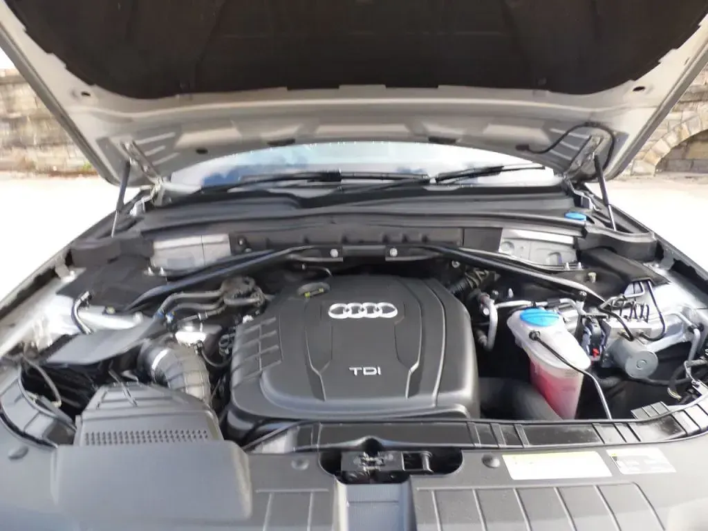 Used Audi Q5 S-line plus 2014 Silver SUV