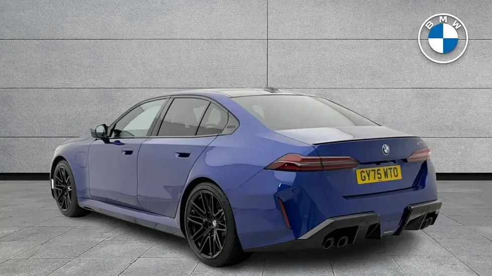 Used BMW M5 Comfort Edition 717 HP (527 kW) 2025 Blue