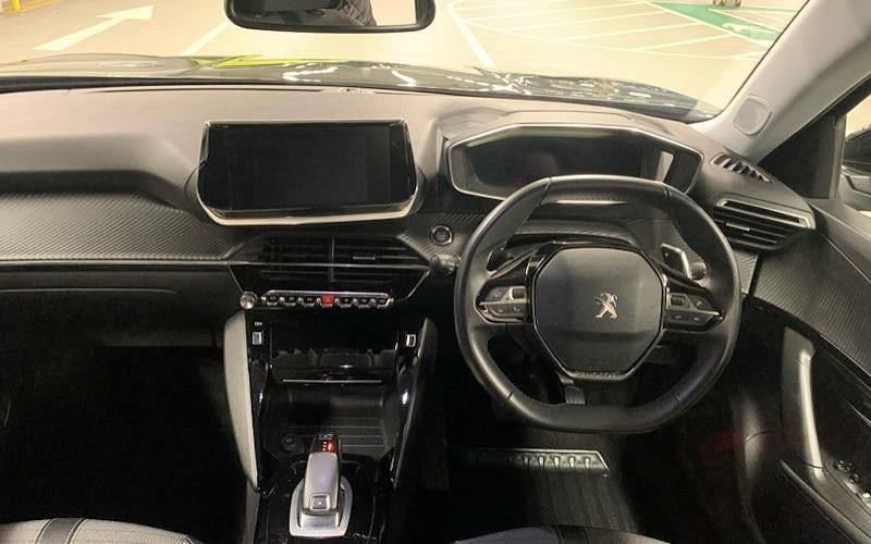 Used Peugeot 2008 Allure Premium 131 HP (96 kW) 2021 Black SUV