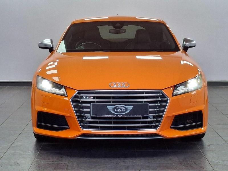 Used Audi TTS Comfort 310 HP (228 kW) 2016 Orange Coupe
