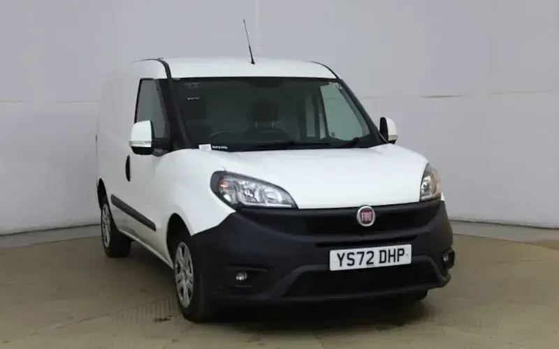 Used Fiat Doblò S 90 HP (66 kW) 2022 MPV