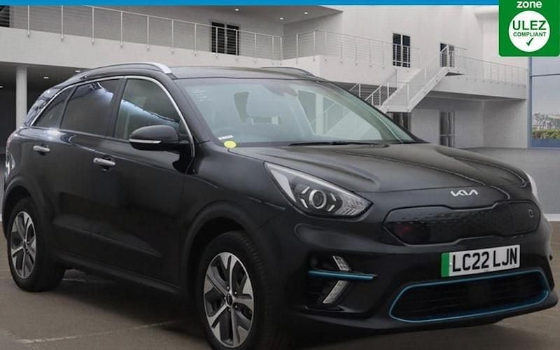 Black Used 2022 Kia e-Niro 2 SUV | £13,500 (Good price) - Image 1/4