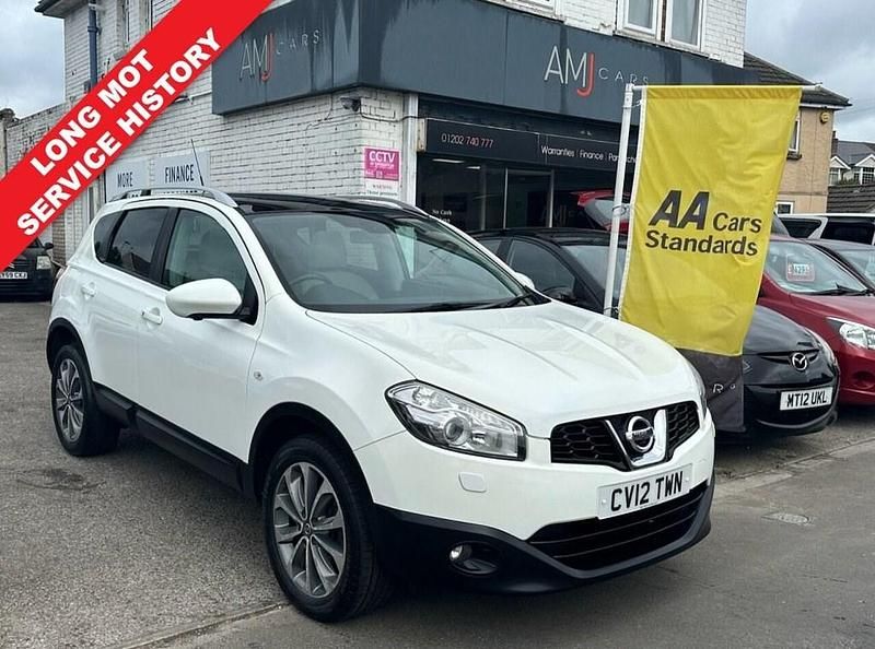 White Used 2012 Nissan Qashqai Tekna SUV | £3,995 (Fair price) - Image 1/4