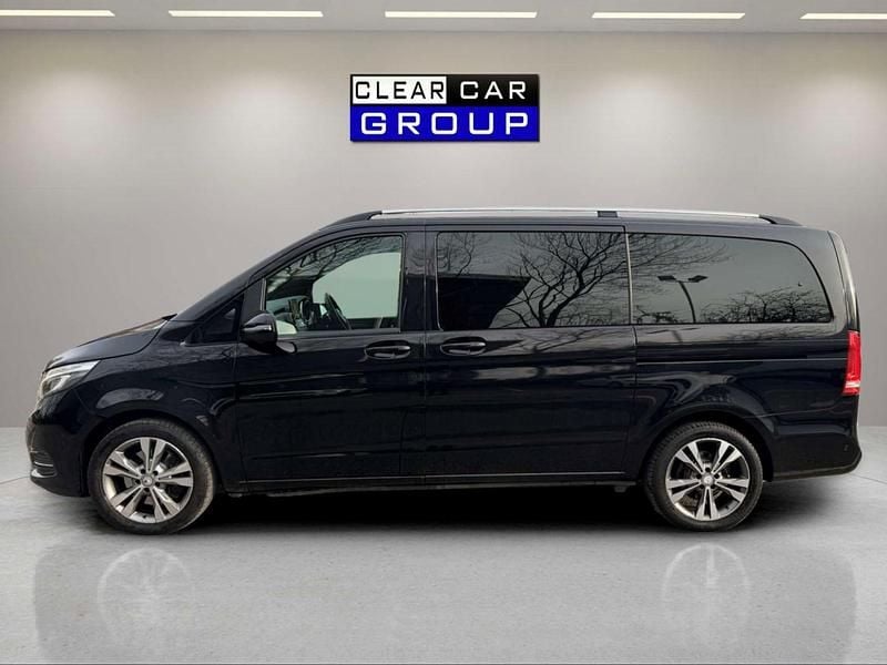 Used Mercedes V220 2017 Black MPV