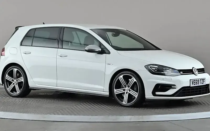 Used VW Golf VII R 300 HP (220 kW) 2019 Hatchback
