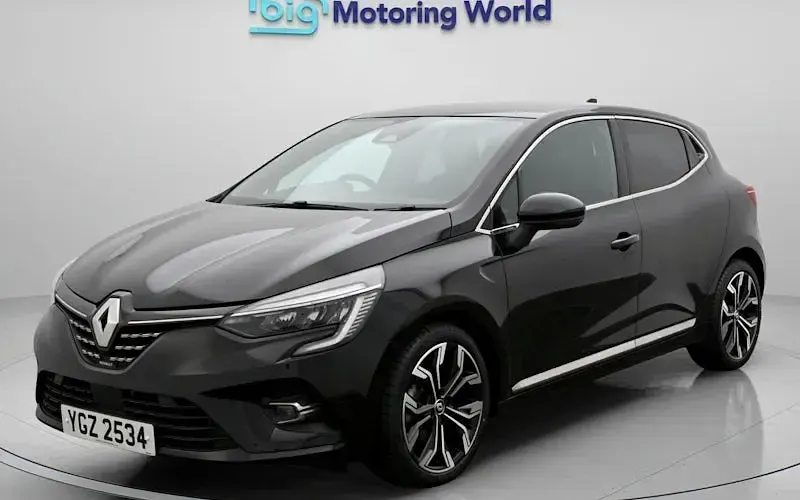 Used Renault Clio Techno 145 HP (106 kW) 2022 Black Hatchback