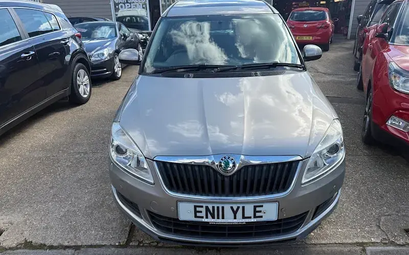 Used Skoda Roomster SE 105 HP (77 kW) 2015 MPV