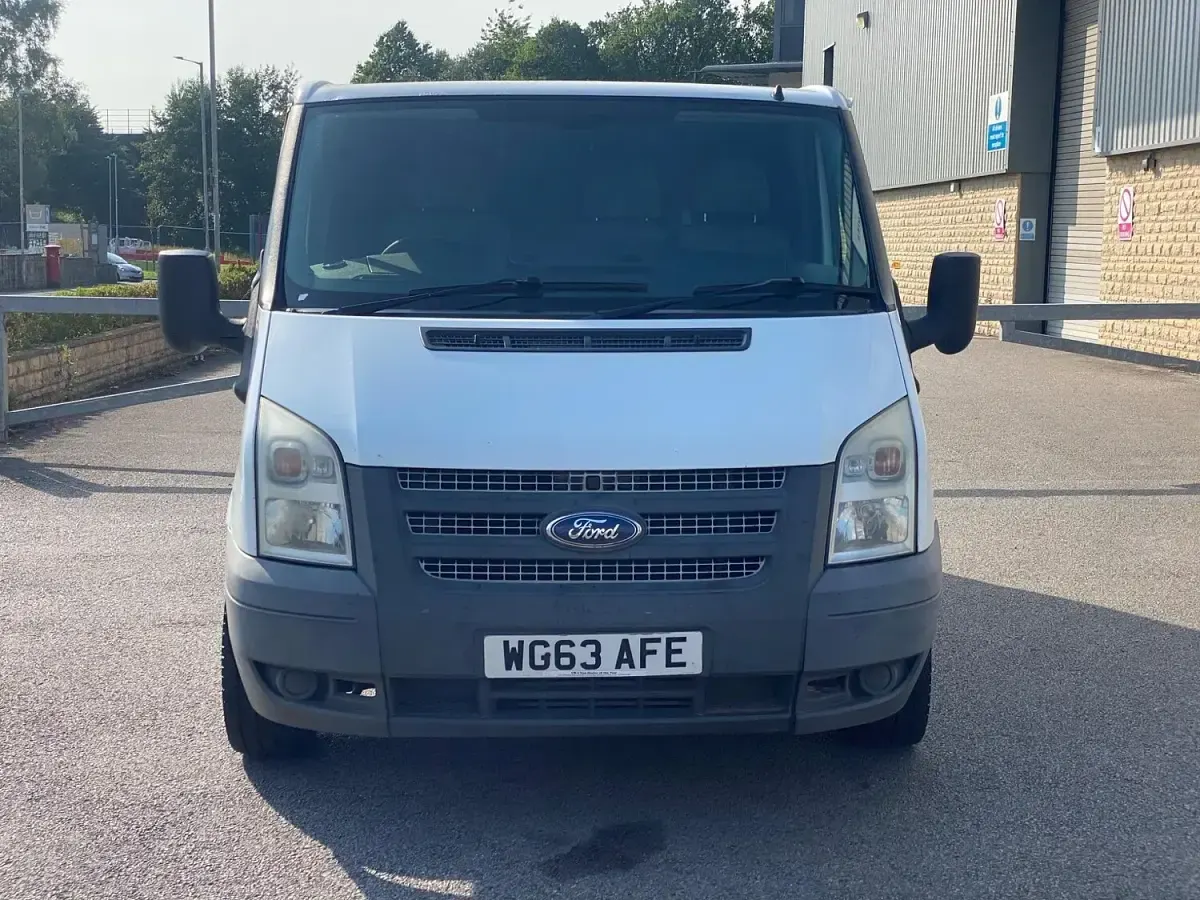 Used Ford Transit 100 HP (73 kW) 2013 White Van