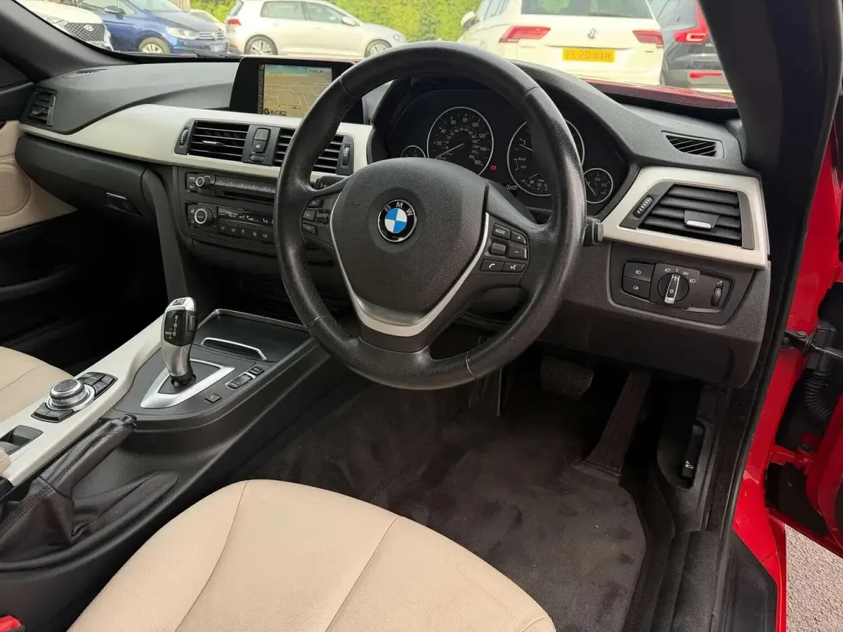 Used BMW 420 Performance 190 HP (139 kW) 2017 Red Cabriolet