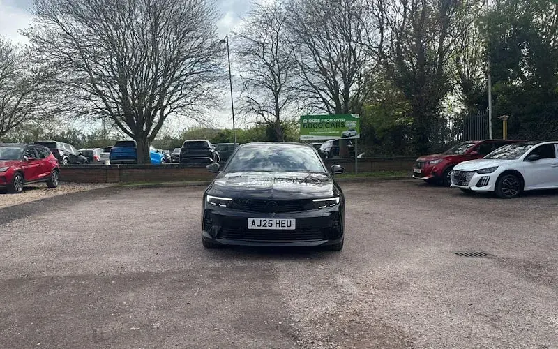 Used Vauxhall Astra Ultimate 131 HP (96 kW) 2026 Hatchback