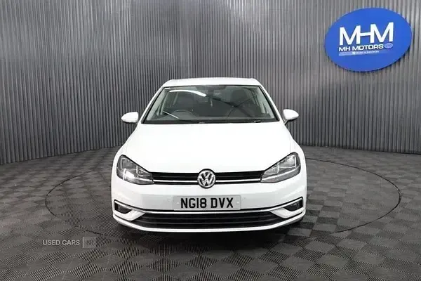 Usado VW Golf VII GT 150 HP (110 kW) 2018 Branco Citadino