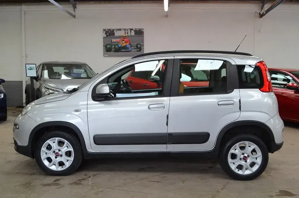 Used Fiat Panda Trekking 85 HP (62 kW) 2015 Silver Hatchback