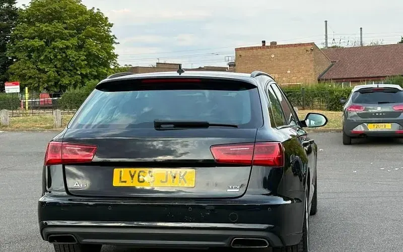 Used Audi A6 Performance 190 HP (139 kW) 2015 Black Estate
