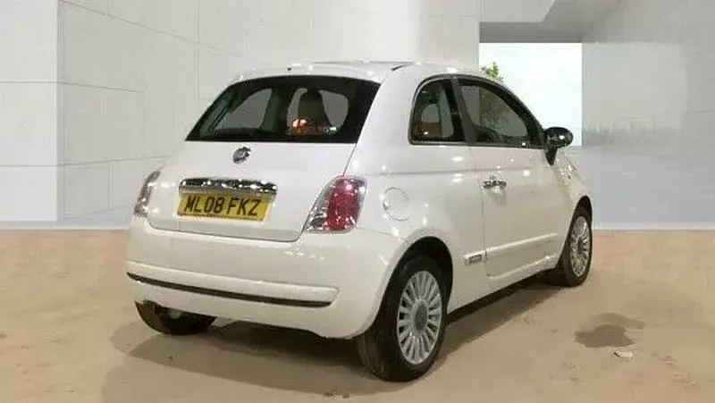 Used Fiat 500 Pop 69 HP (50 kW) 2008 White Hatchback