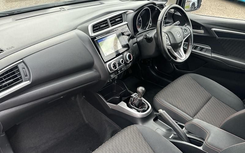 Used Honda Jazz Sport 131 HP (96 kW) 2019 Silver Hatchback