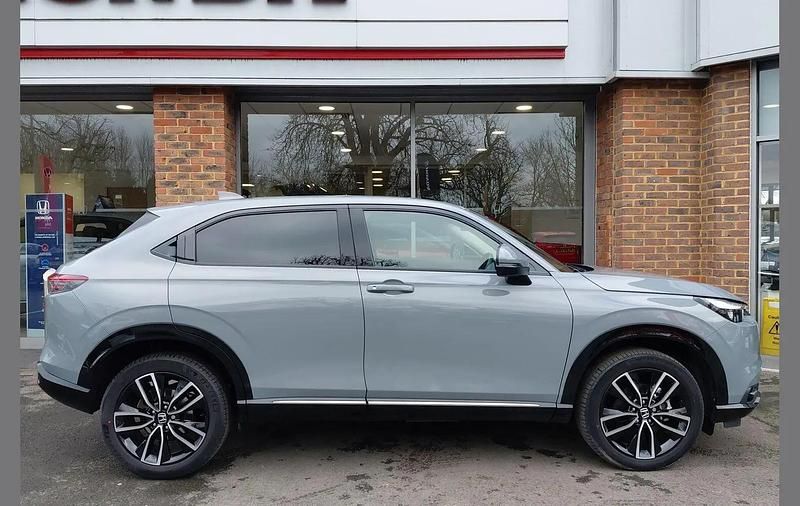 Used Honda HR-V Advance 128 HP (94 kW) 2025 Grey SUV