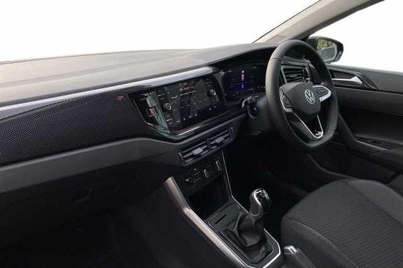 Used VW Polo Match 95 HP (69 kW) 2025 Black Hatchback