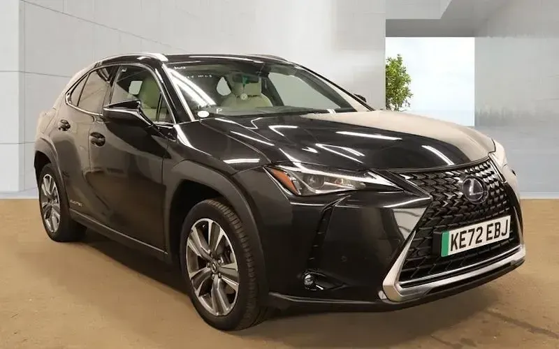 Second-hand Lexus UX 150 kW (204 CP) 2022 SUV