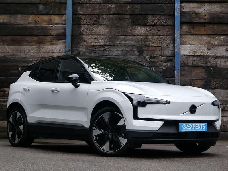 White Used 2024 Volvo EX30 Ultra SUV | £32,700 (Fair price) - Image 1/3