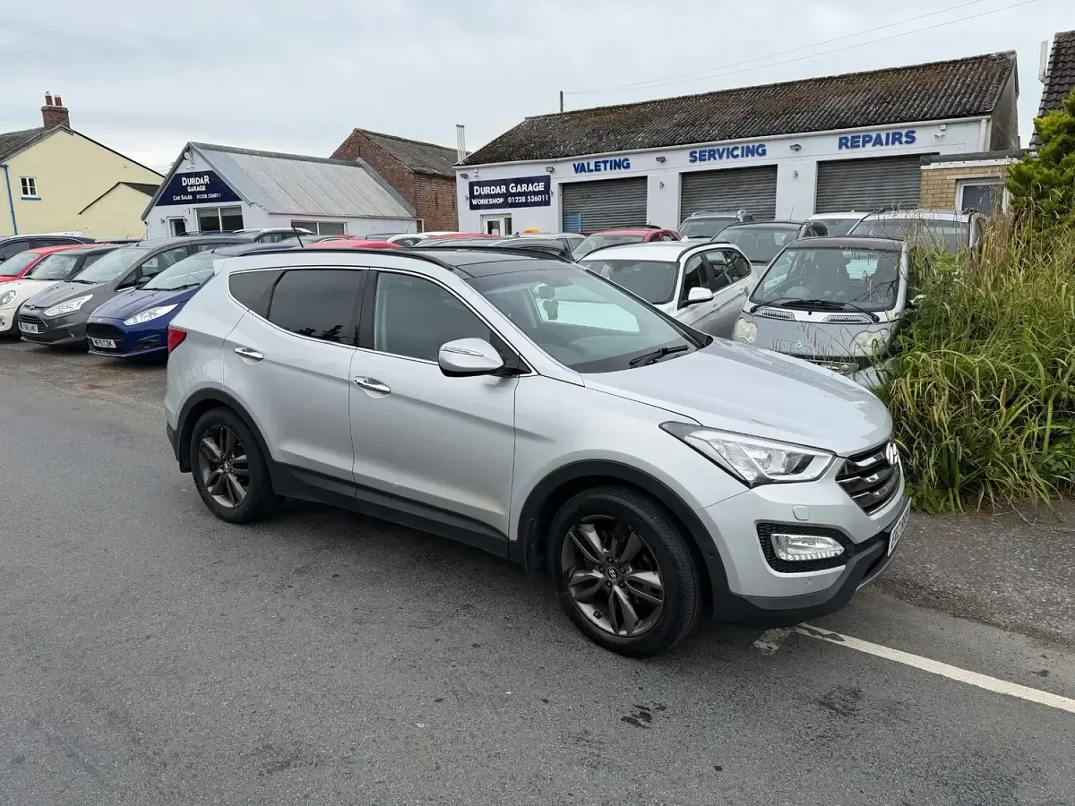 Used Hyundai Santa Fe Premium SE 197 HP (144 kW) 2012 Silver SUV