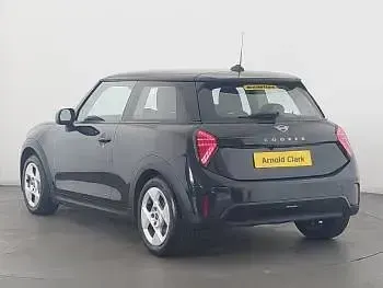 Used Mini Cooper Classic 114 kW (156 HP) 2025 Black Hatchback