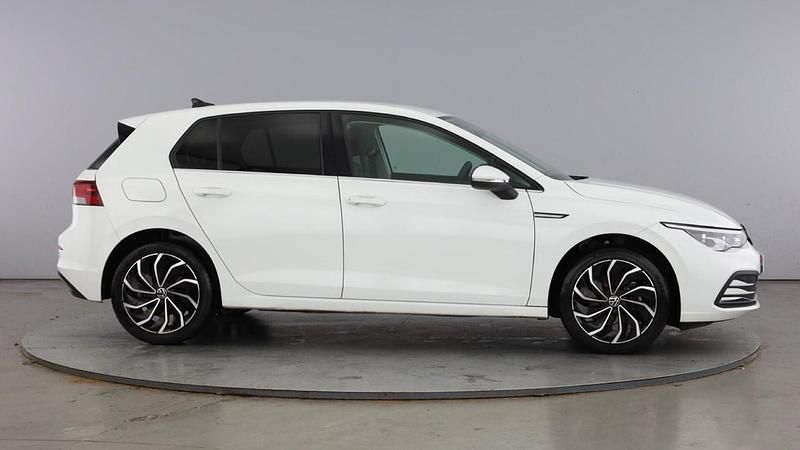 Used VW Golf VIII Edition 150 HP (110 kW) 2023 White Hatchback