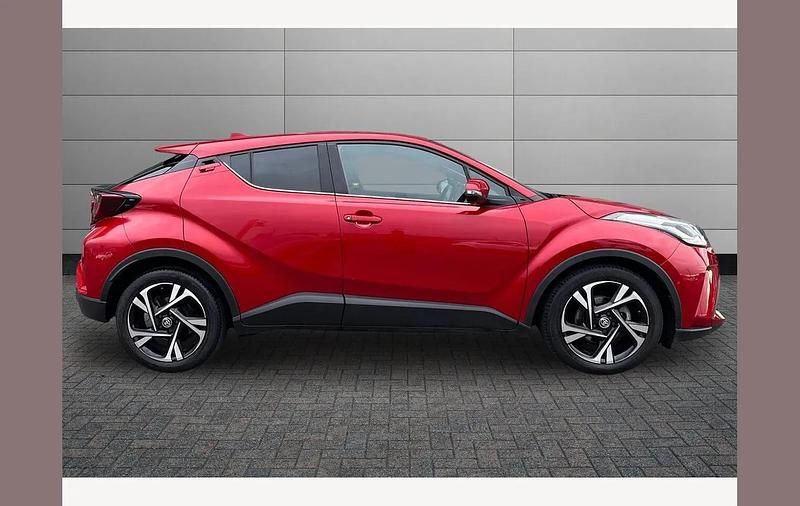 Used Toyota C-HR Design 122 HP (89 kW) 2023 Red SUV