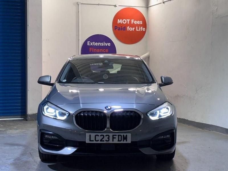 Used BMW 118 Sport Line 136 HP (100 kW) 2023 Grey Hatchback