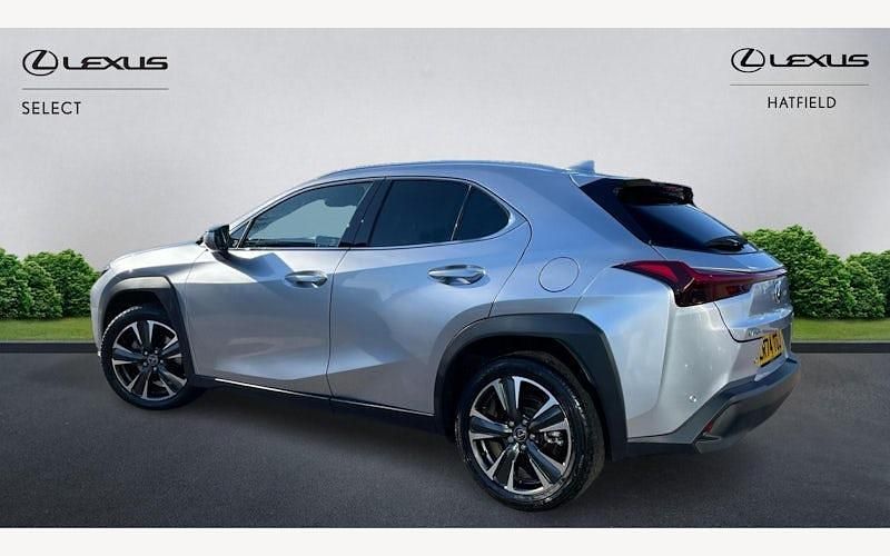 Used Lexus UX 300h 199 HP (146 kW) 2025 SUV