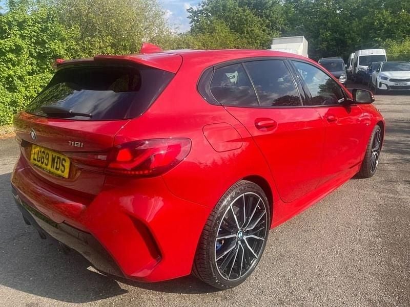 Used BMW 118 M Sport 140 HP (102 kW) 2019 Red Hatchback