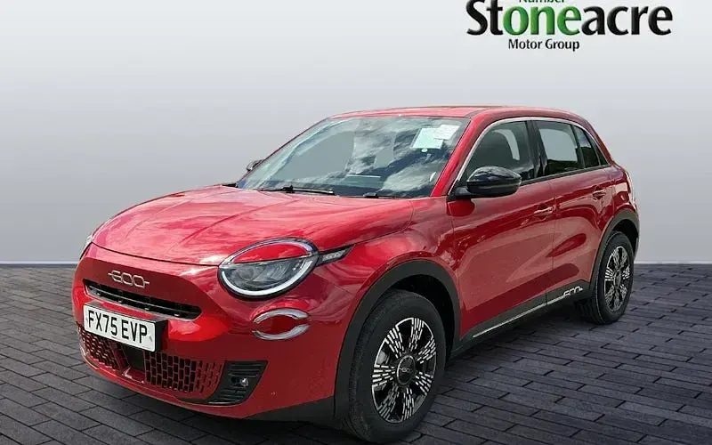 New Fiat 600 136 HP (100 kW) 2025 SUV