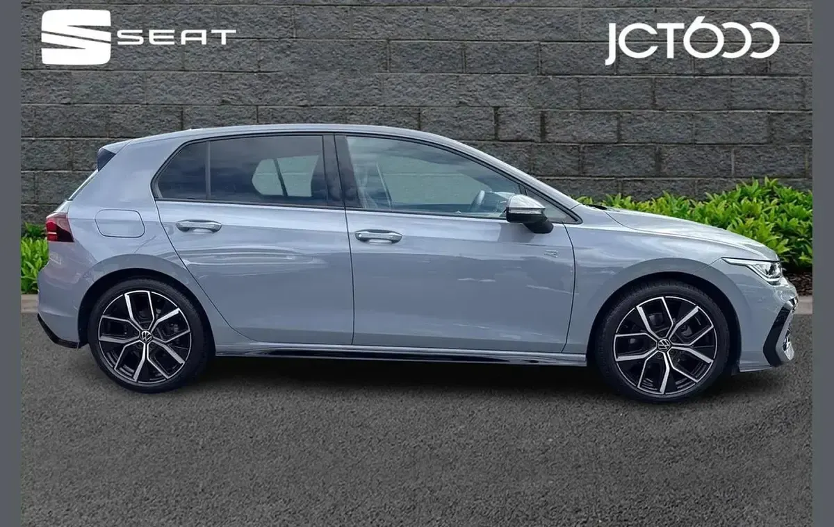 Used VW Golf VIII R-line 147 HP (108 kW) 2025 Grey Hatchback