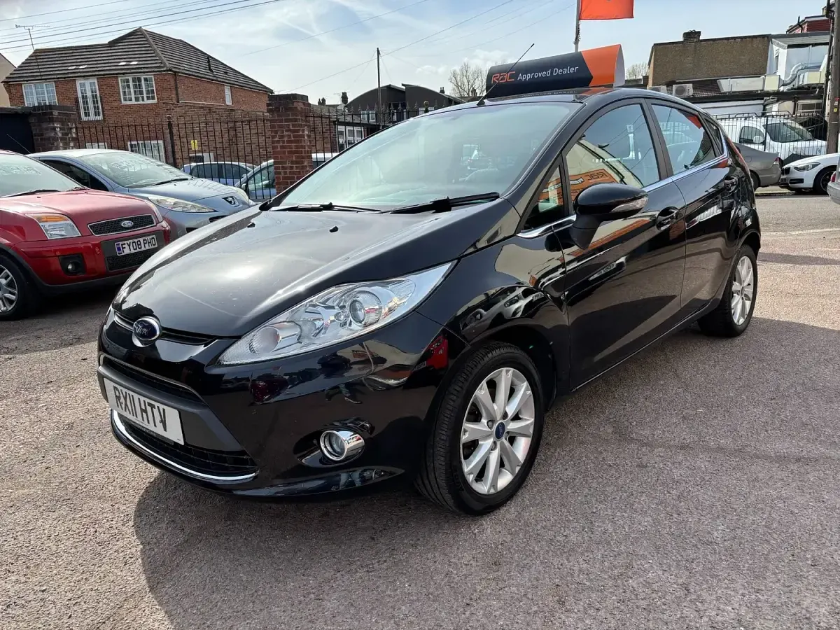 Used Ford Fiesta Zetec 2011 Black Hatchback
