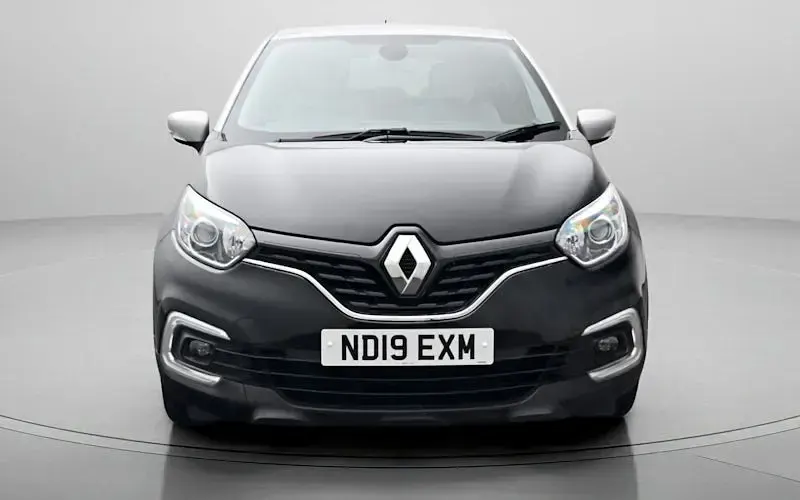 Used Renault Captur Iconic 150 HP (110 kW) 2019 Black and silver SUV