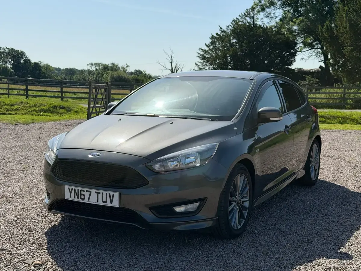 Used Ford Focus ST-Line 2017 Grey Hatchback