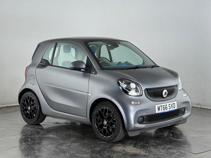 Grey Used 2016 Smart ForTwo Coupé Premium Coupe | £6,800 (Good price) - Image 1/3