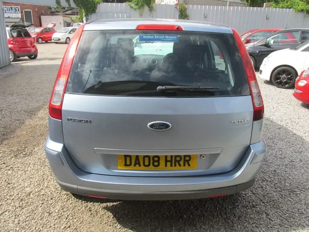 Used Ford Fusion Zetec 101 HP (74 kW) 2008 Blue Hatchback