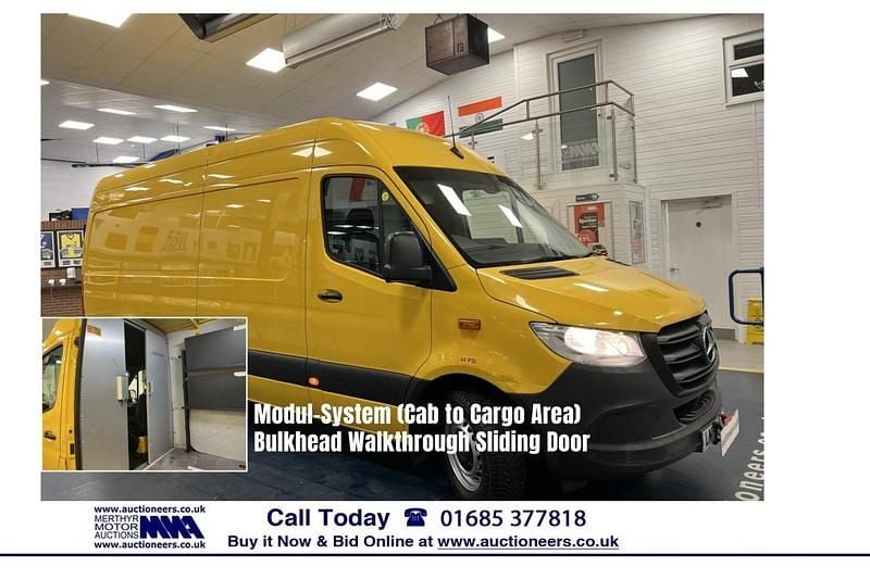Used Mercedes Sprinter Progressive 143 HP (105 kW) 2020 Yellow Van