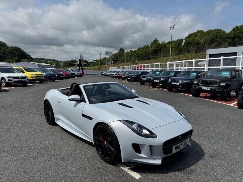 White Used 2017 Jaguar F-Type Supercharged Cabriolet | £32,500 (Fair price) - Image 1/3