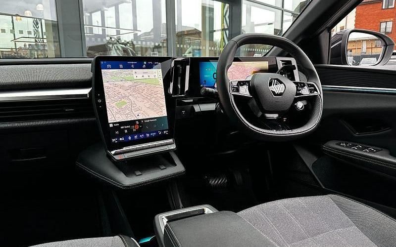 Begagnad Renault Megane E-Tech Iconic 160 kW (218 HK) 2025 Halvkombi