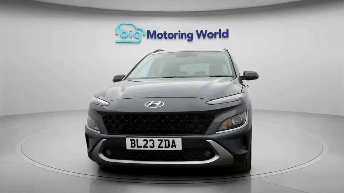 Used Hyundai Kona Premium 141 HP (103 kW) 2022 Grey SUV