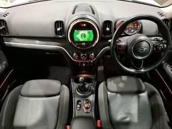 Used Mini Cooper S 192 HP (141 kW) 2018 White Hatchback