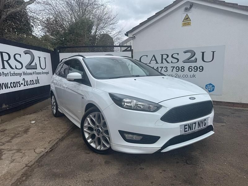 Używany Ford Focus ST-Line 120 KM (88 kW) 2017 Biały Kombi