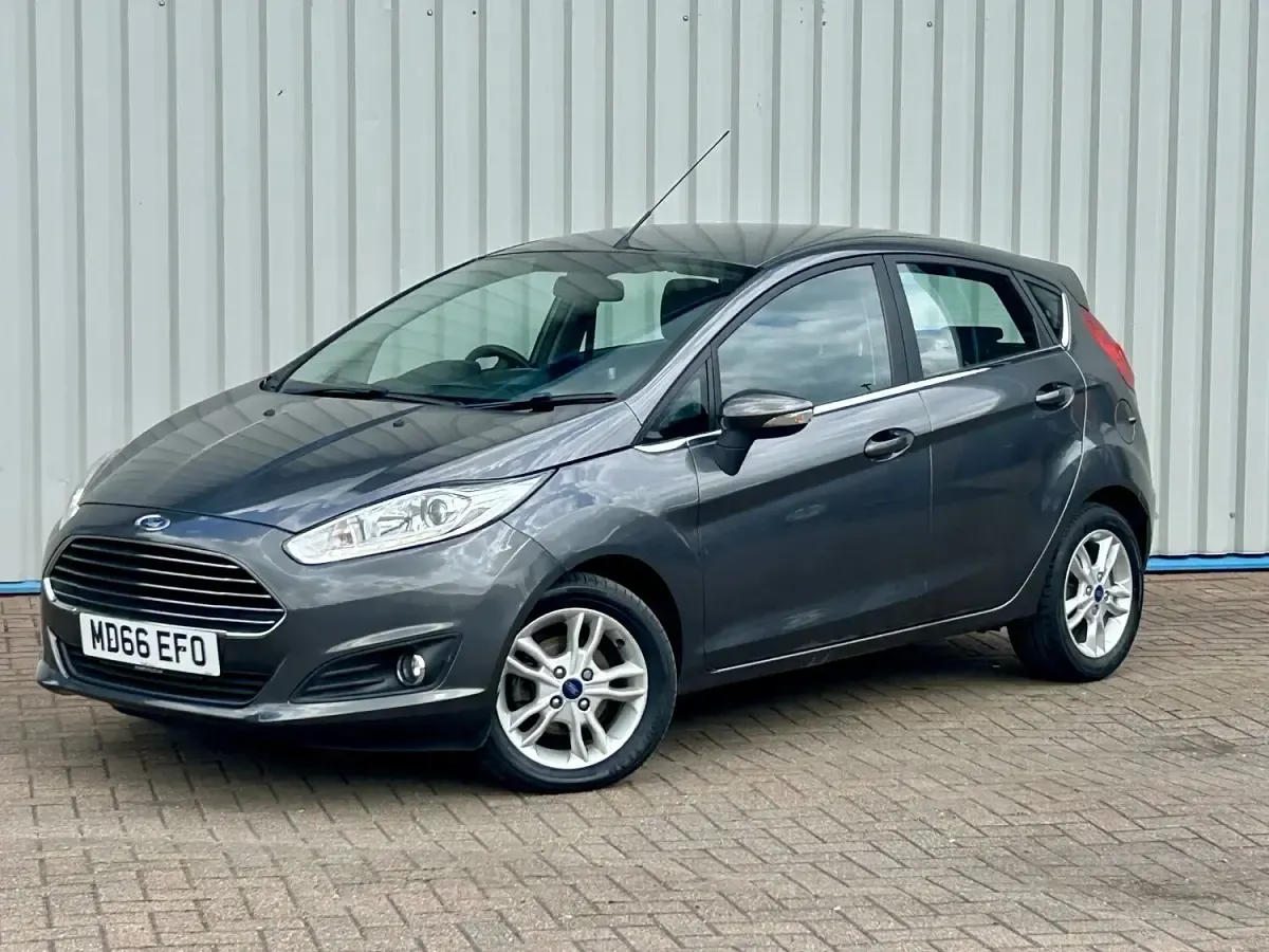 Used Ford Fiesta Zetec 2017 Grey Hatchback
